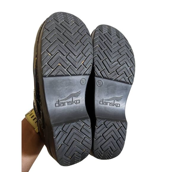 Dansko XP 2.0 Black Patent Leather Clogs Women's Size EU 36 US 5.5-6 Workwear - Picture 9 of 13